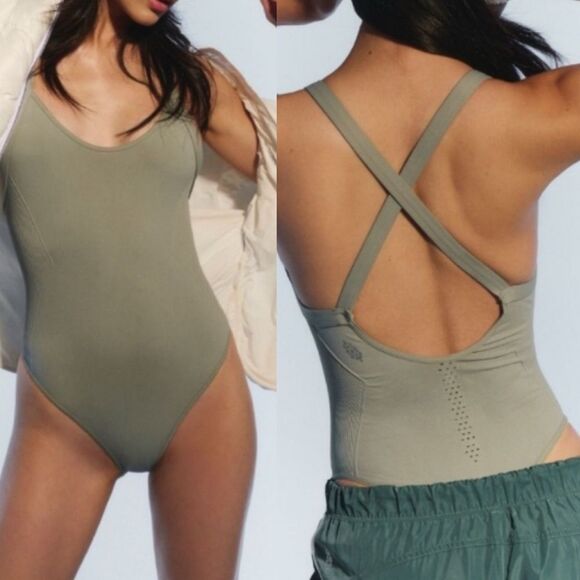 NWT FREE PEOPLE FP Movement Good Karma Bodysuit M/L Smoked Sage Athleisure Yoga - Picture 1 of 12